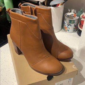 Toms booties - NWT